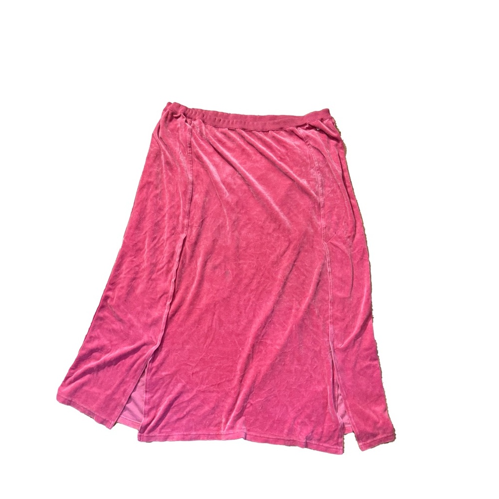 Elegant Pink Velvet Skirt